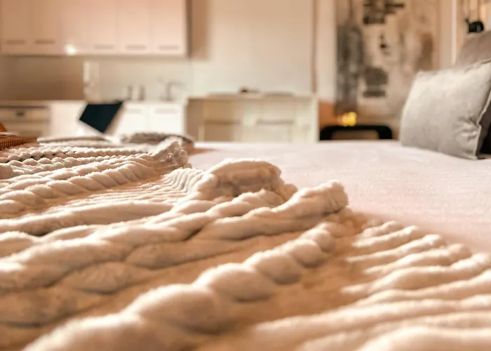 Canaryislandshost L The Sky טינאחו